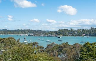 395D Aucks Road, Russell