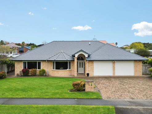 56 Ayrshire Drive, Grandview Heights
