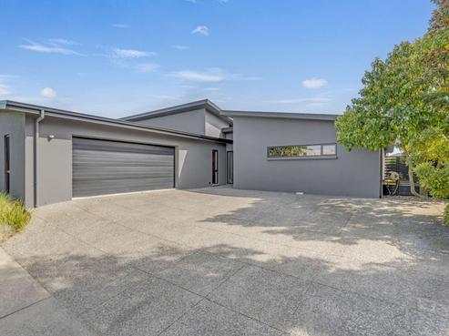 4 Covent Gardens, Springlands