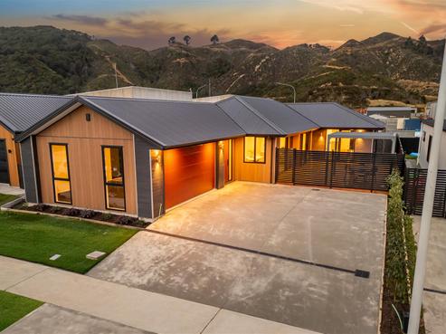 17 Cynisca Crescent, Trentham