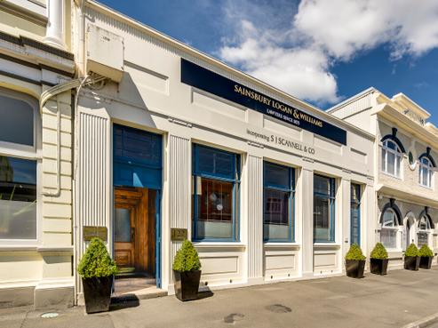 122 Queen Street East, Hastings