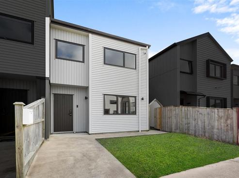 65 Kairakau Street, Papakura