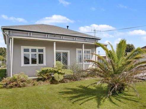 136 Russell Street, Westport