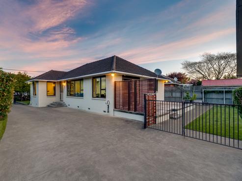 37 Flower Street, Bryndwr
