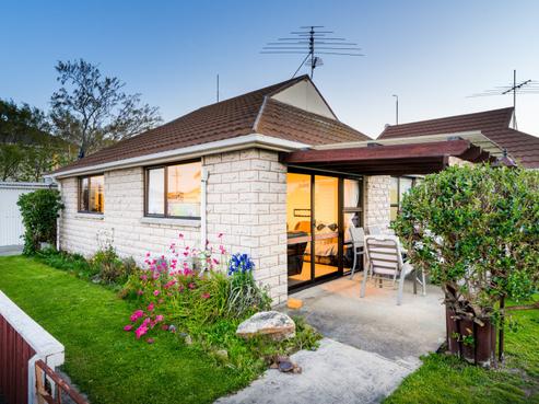 32 Begg Street, Saint Kilda