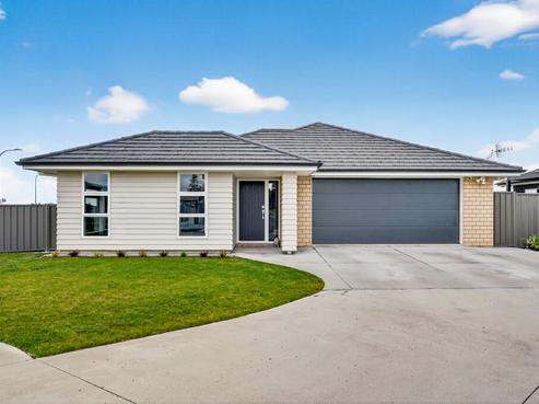 1 Te Ara Matipou, Frimley