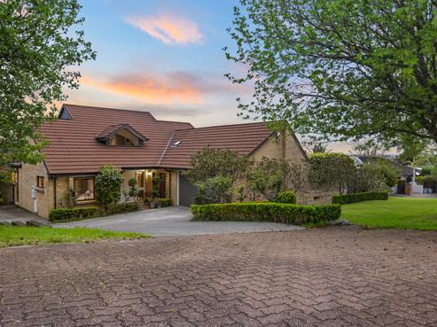 6 Wynsfield Garden, Saint Heliers