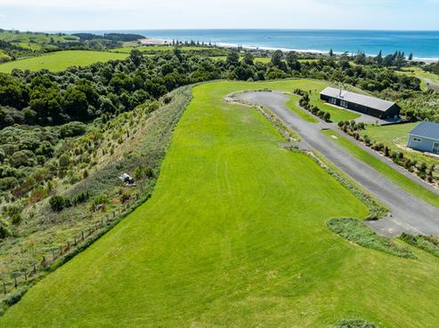 42 Tama Road, Riversdale Beach
