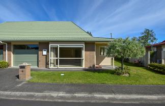 12/55 Armstrong Avenue, Carterton