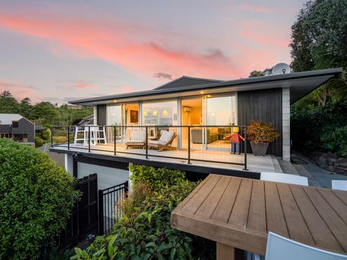 137 Soleares Avenue, Mount Pleasant