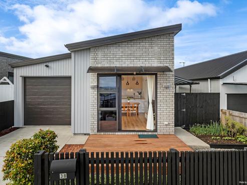 38 Neretva Avenue, Massey