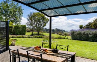 443 Lees Gully Road, Pollok