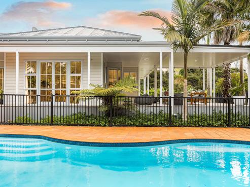 27 Almond Grove, Greenhithe