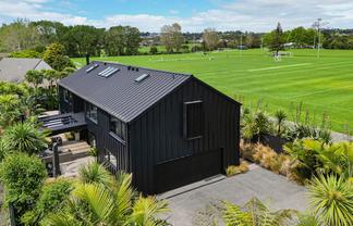 60 Churchouse Road, Greenhithe