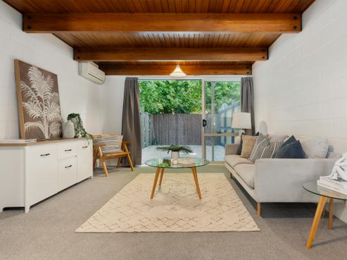 2/140 Waimairi Road, Ilam