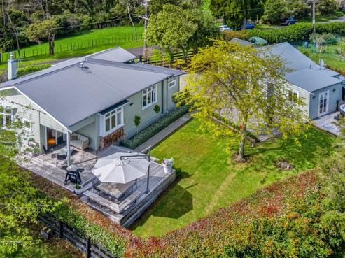 17 Griggs Road, Whitford