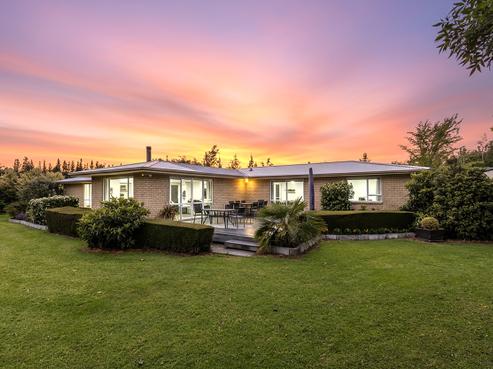 43 Bruces Road, Sefton