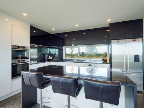 89 Sunrise Drive, Tisbury