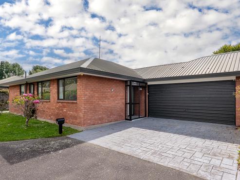 2 Saskia Lane, Somerfield