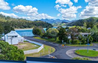 104 Kotuku Street, Whangamata