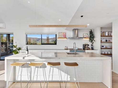 32 Cooper Crescent, Luggate