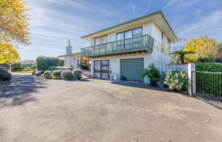 17 Gaisford Terrace, Waipukurau