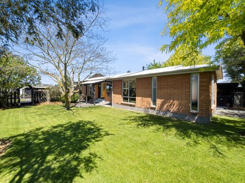 49 Trevors Road, Hampstead