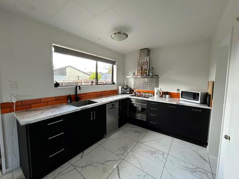 7B Bruce Place, Alexandra