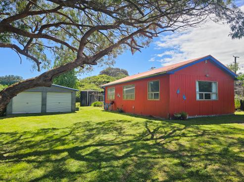 39 Muaupoko Street, Hokio Beach
