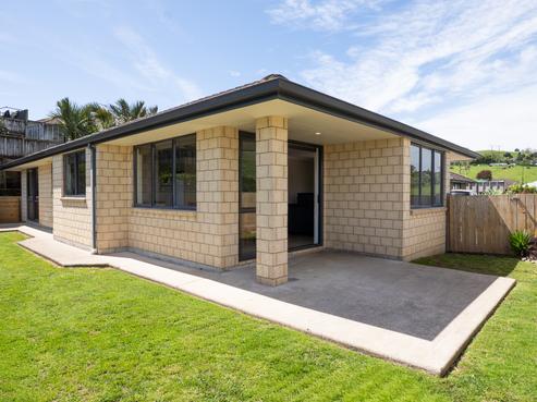 67 Falcon Drive, Welcome Bay