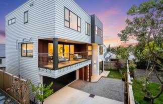 28B Dallinghoe Crescent, Milford