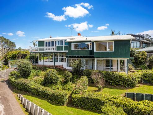 110A Beach Road, Castor Bay