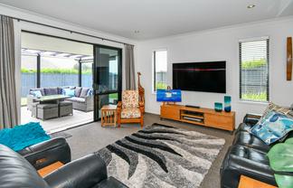13 Pamela Christine Road, Patumahoe