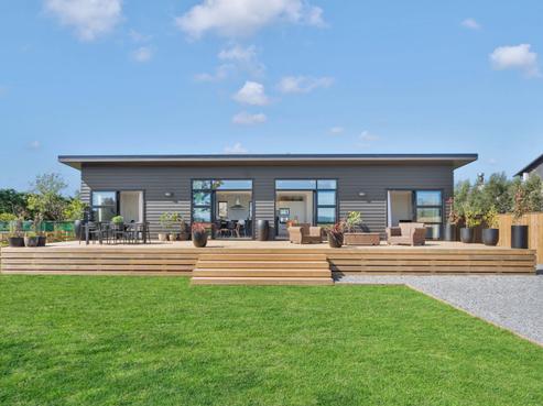 27 Ferry Road, Martinborough