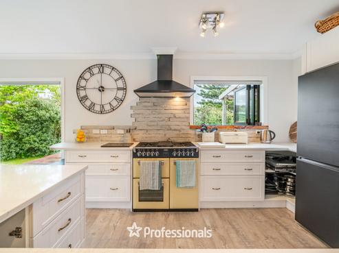 8 Sydney Crescent, Raumati South