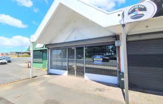 96M² RETAIL SHOP
