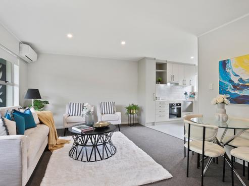 2/59 Newington Road, Henderson