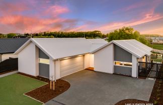 11 Waianiwa Place, Burwood