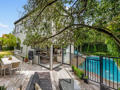 2/27 Martin Avenue, Remuera
