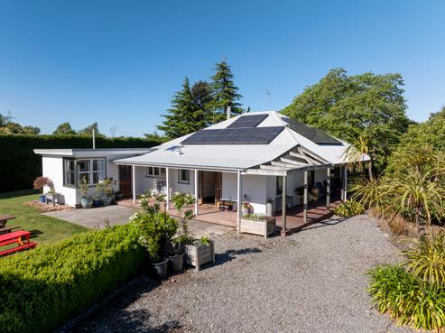 488 Telegraph Road, Burnham