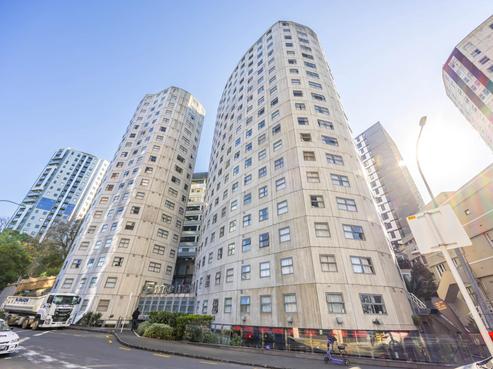 1215/23 Whitaker Place, Grafton