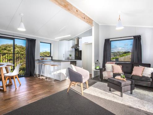 48 Whanake Street, Titahi Bay