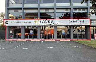 High-Exposure Retail Opportunity