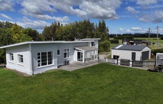 157 and 16 Seaward Road, Edendale