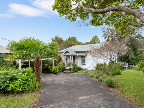 44 Grassmere Road, Henderson Valley