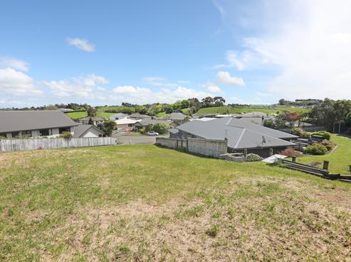 6 Logan Grove, Feilding