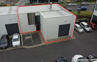 MODERN, VERSATILE UNIT IN THE HEART OF ALBANY
