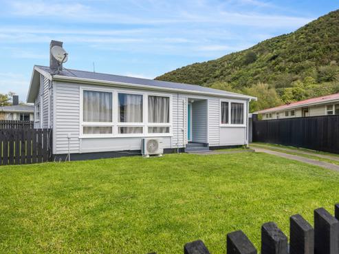 9 Orewa Grove, Wainuiomata