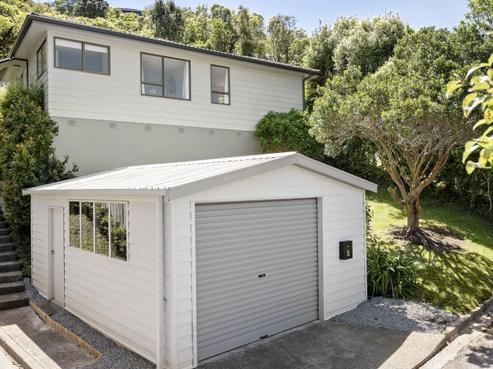 5 Sasanqua Way, Crofton Downs