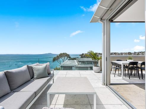 21 Brighton Terrace, Mairangi Bay
